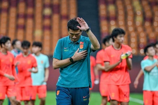 皇马门神库尔图瓦大腿肌肉撕裂,恐无缘战拜仁