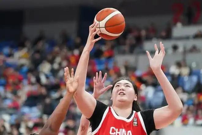 66岁大爷再婚10天就分手,55岁女士:他不要脸,大爷:她更不要脸