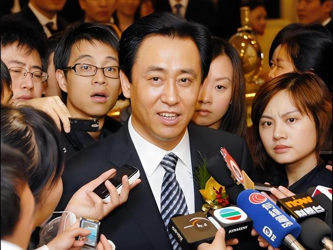大鱼来了!“加强版徐杰”或被广东队挖走,男篮近年内最强双能卫