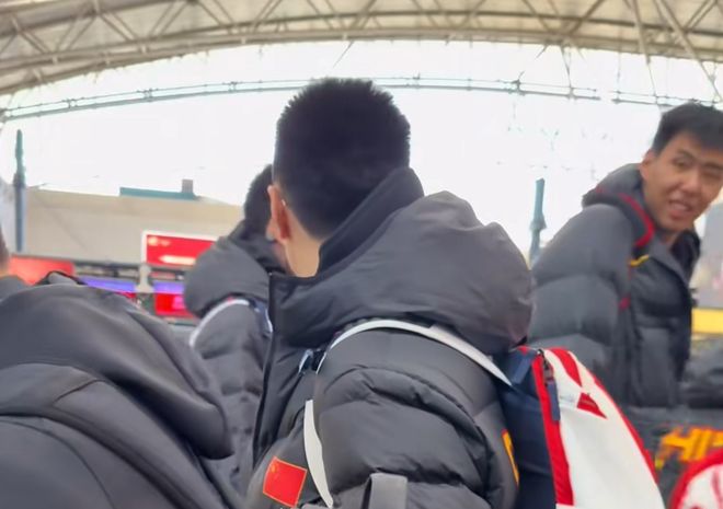 想绕开中国?越南野心越来越大,黎明兴放话:这场硬仗必须赢