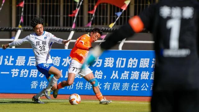 杨瀚森首训采访:大家帮助我融入,夏联去拼,下个世预赛全力争光