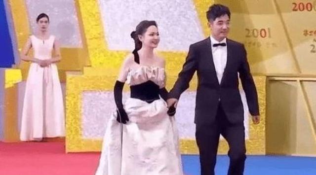 中国女篮再输澳大利亚,出现两个好消息和三个坏消息