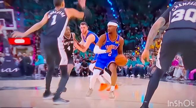 NBA 大变天!詹姆斯狂降 4900 万拿底薪,场均 8 分悍将凭啥捡 64