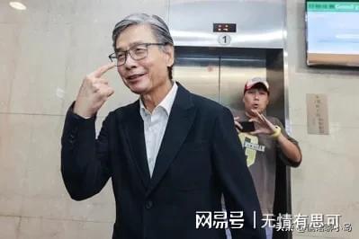排面！多名老板直接招募！詹姆斯终究服软了！！