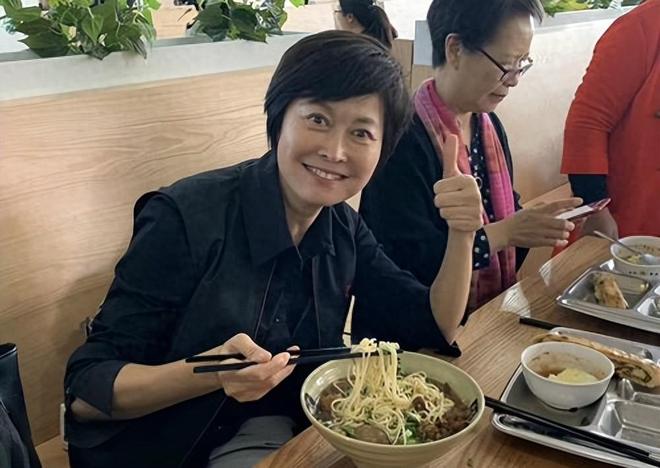 赛力斯离开华为，慢慢回到了他的来时路：东风小康！