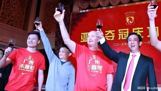 锐评郑钦文进八强：赢球也是一种罪？第一盘表现怎么又骂疯了？