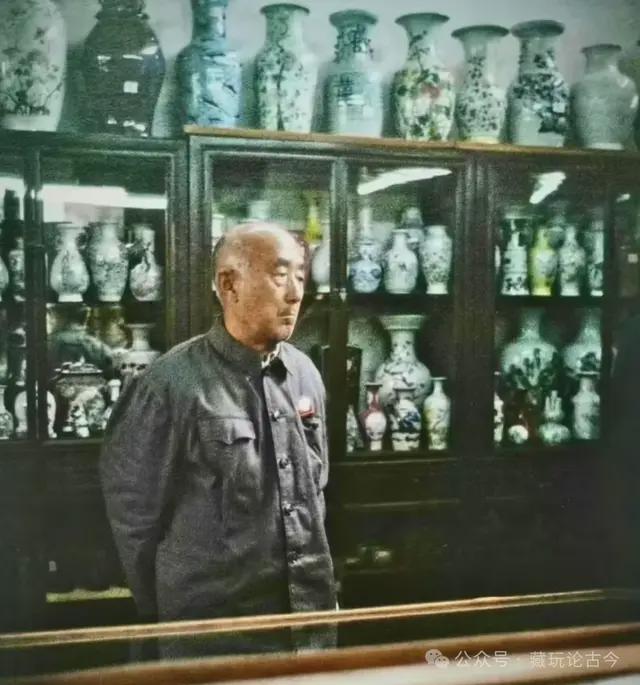 美女球迷世界杯冲场裸奔?真相曝光:AI假视频 证据是球衣颜色