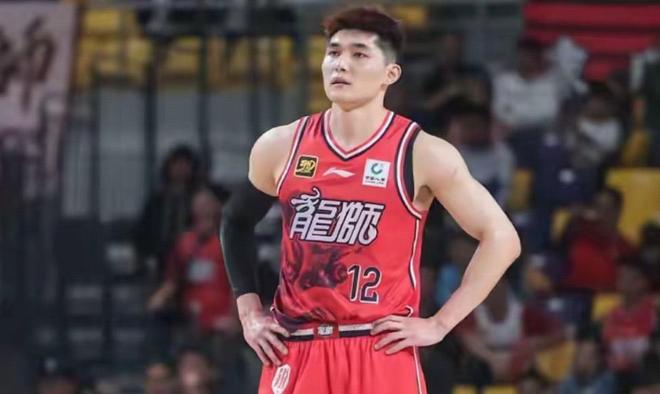 宏远速递！陈老板最新决定出炉，萨姆纳也要走人，张皓嘉被交易