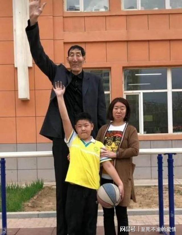 106场超越卢西奥,马尔基尼奥斯独占巴西队史出场榜第六