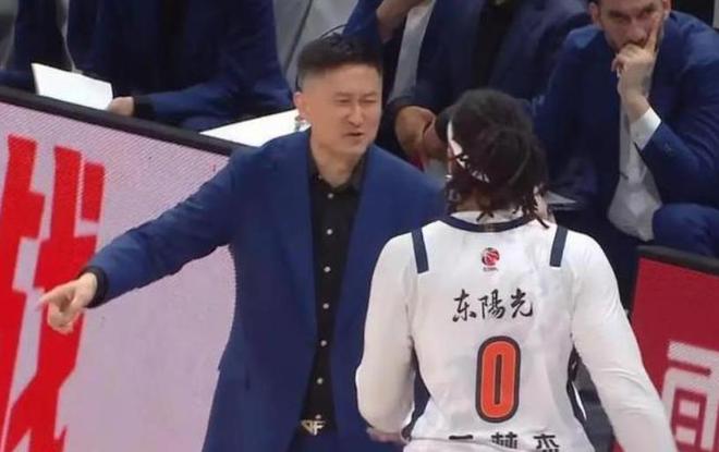 5号秀迷失！交易被叫停！快船连遭打击